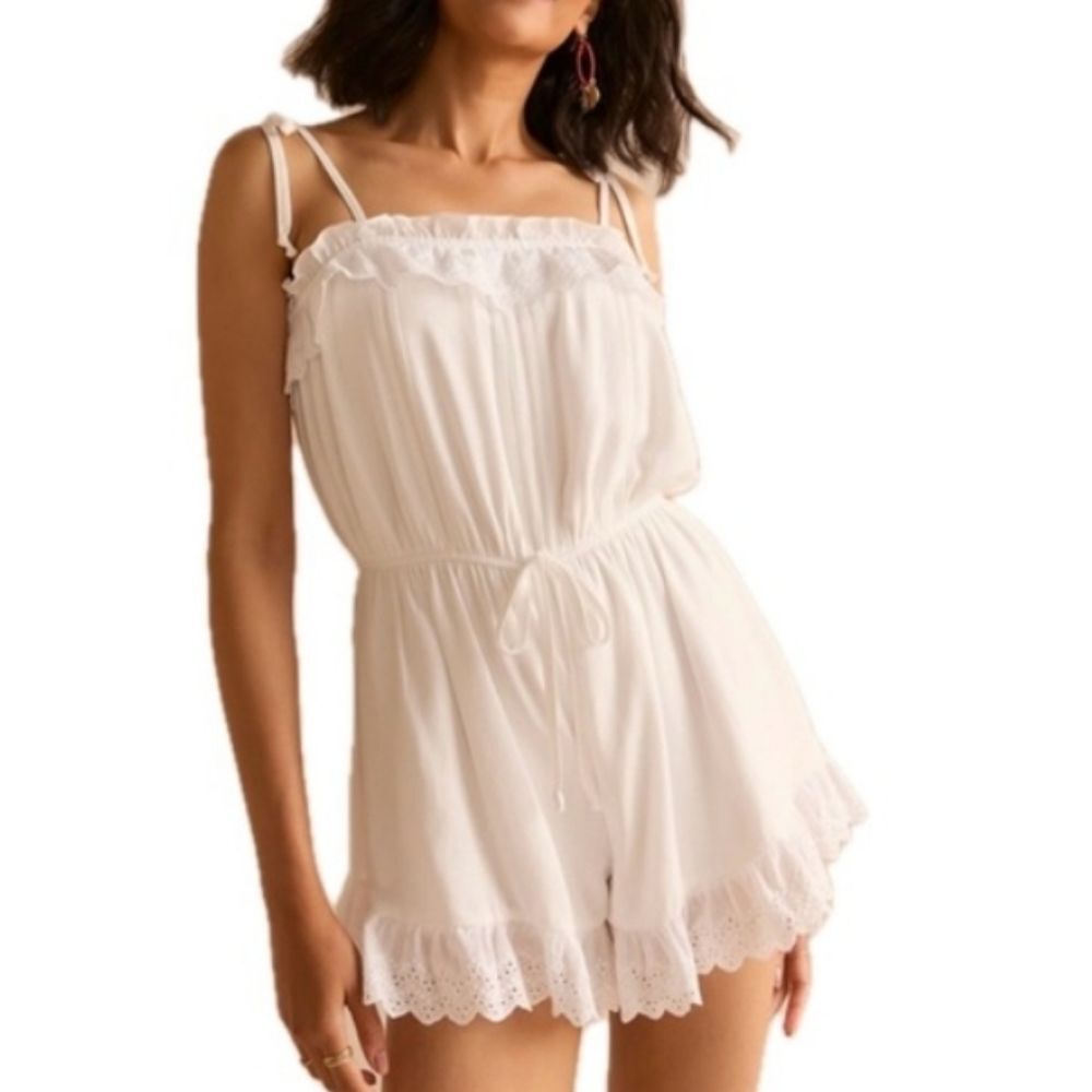 Francesca's romper White Lace brand new eyelet lace vintage feel